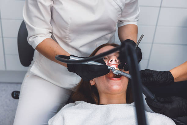 Best Emergency Dentist for Knocked-Out Tooth in Canton, IL